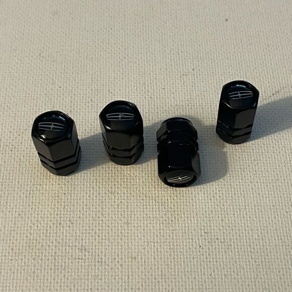 Lincoln Logo Valve Stem Caps in Black set of 4 NWT - Picture 2 of 5